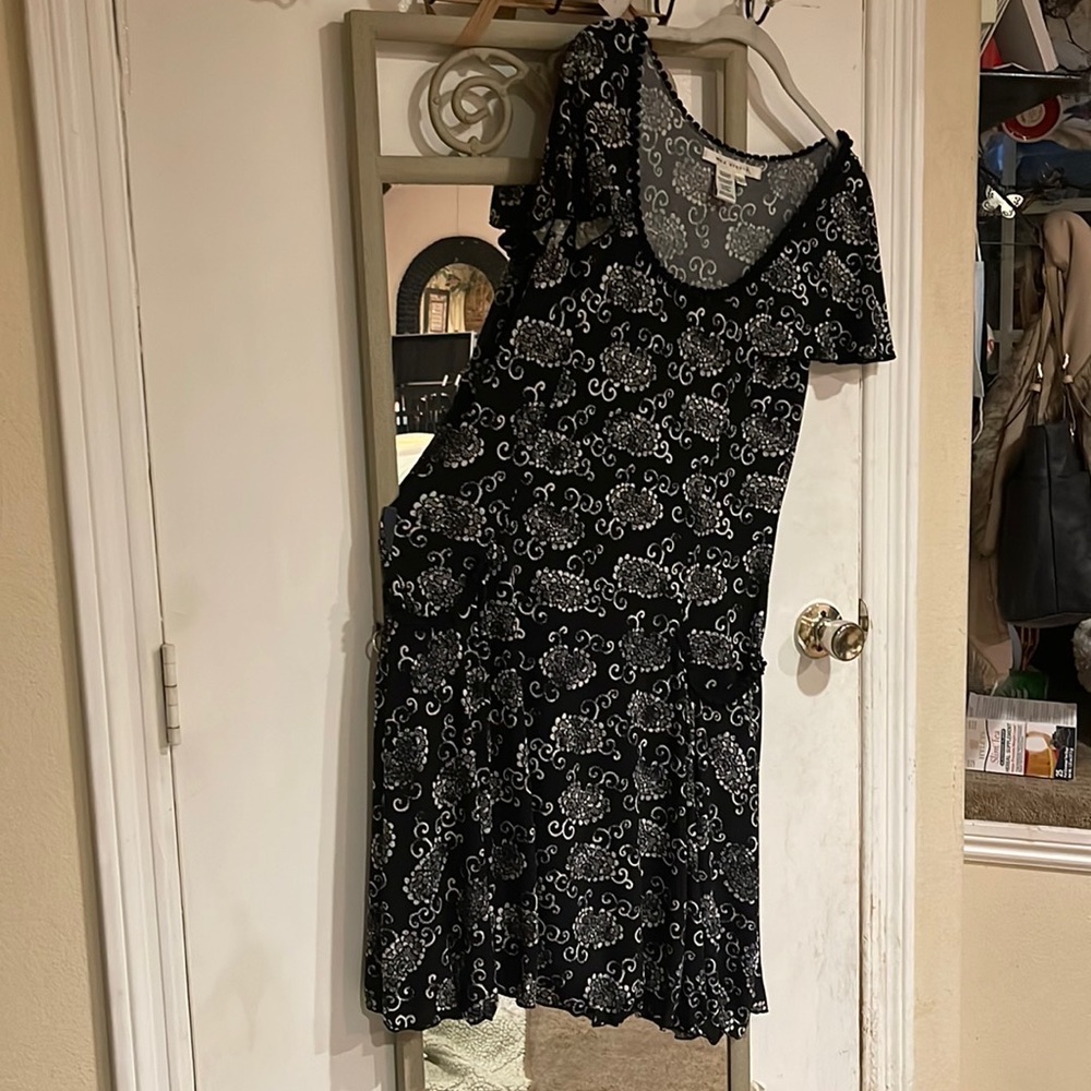 Max Studio very versatile dress size L